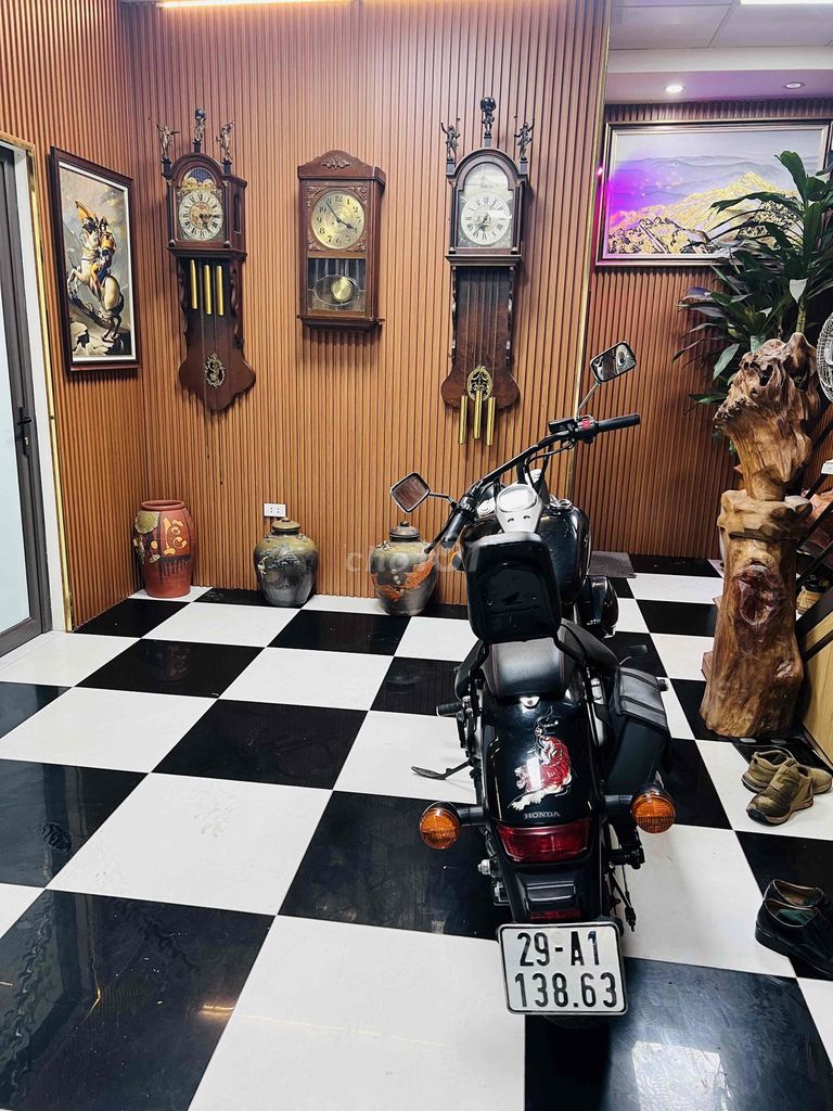 Мотоцикл Honda Shadow Phantom 750cc черный 15690 км