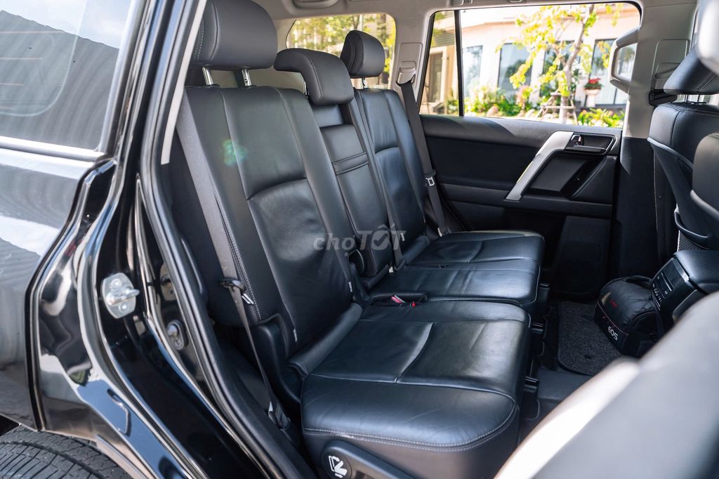 Toyota Prado 2016 TXL 2.7L cực mới. Mua bán Ô tô tại Quận Cầu Giấy Hà Nội được đăng bởi Quân Q Auto hình 10