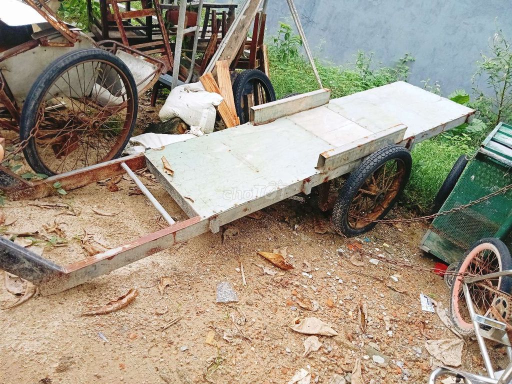 Thép toàn bộ xe Bò Lôi đang kéo hàng hóa chạy êm. Mua bán Phương tiện khác tại Quận Cẩm Lệ Đà Nẵng được đăng bởi Triều hình 1