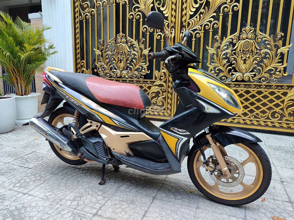 Xe hãng YAMAHA NOUVO LX CHẠY MẠNH ÊM. Mua bán Xe máy tại Quận Cẩm Lệ Đà Nẵng được đăng bởi Minh Quân hình 5