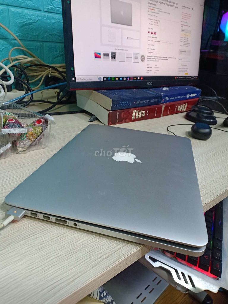 Máy tính bảng Macbook Pro