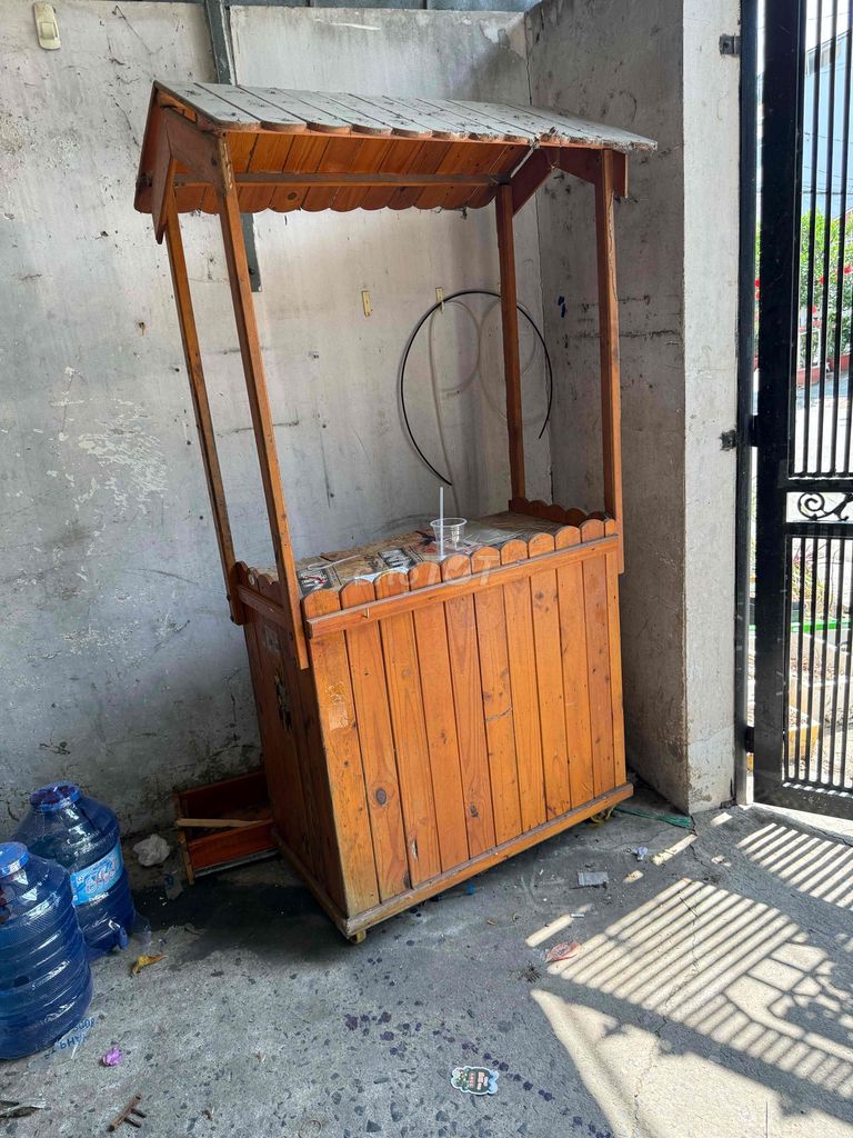 Xe đẩy bán hàng Gỗ Nâu 1m Đã sử dụng. Mua bán Đồ chuyên dụng, Giống nuôi trồng tại Huyện Bình Chánh Tp Hồ Chí Minh được đăng bởi Nguyễn Văn Cao hình 1