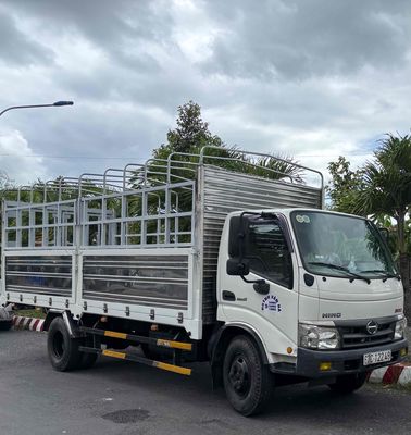 xe Hino 3t5 thùng 5m6 2018. Mua bán Xe tải, xe ben tại Thành phố Thuận An Bình Dương được đăng bởi Nguyentanquan đại lộ bình dương giao thông vận tải