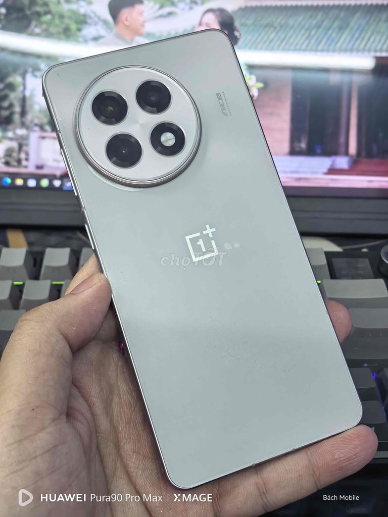 OnePlus Ace 5 12GB/256GB Trắng Fullbox. Mua bán Điện thoại tại Quận Ninh Kiều Cần Thơ được đăng bởi Bách Mobile hình 1