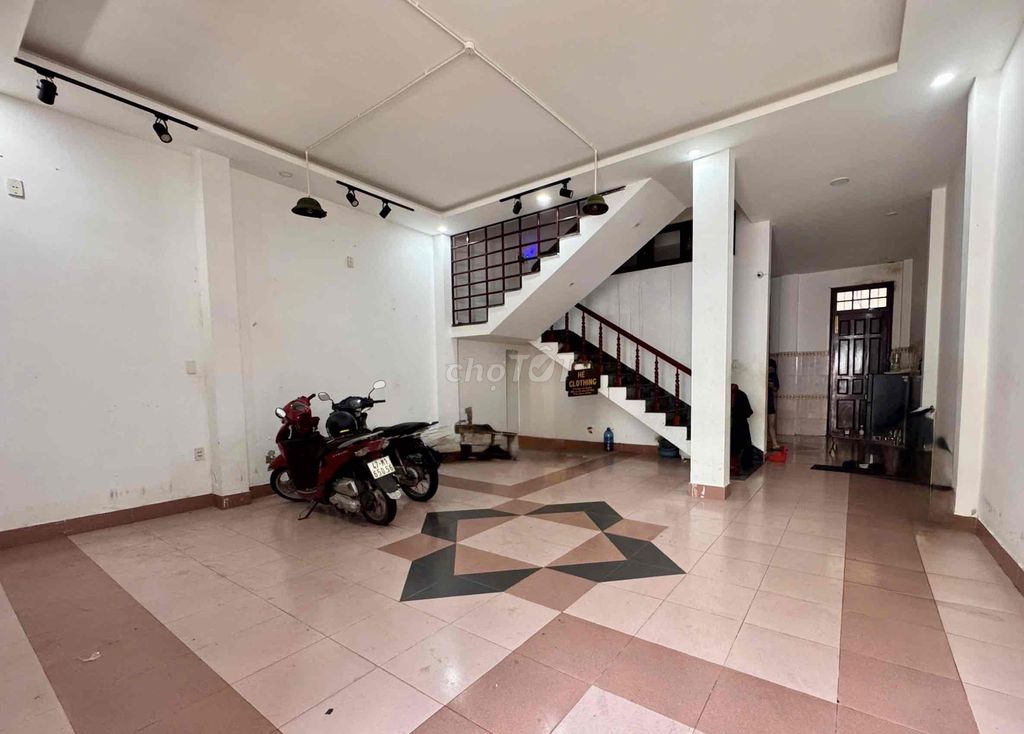 🏡 cho thuê nhà 3 tầng mt ngọc hân – gần monarchy