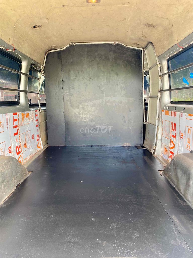 bán xe tải Van Ford Transit 6 chỗ ngồi tải 900kg. Mua bán Xe tải, xe ben tại Quận 12 Tp Hồ Chí Minh được đăng bởi XE TẢI CŨ GIÁ RẺ hình 3