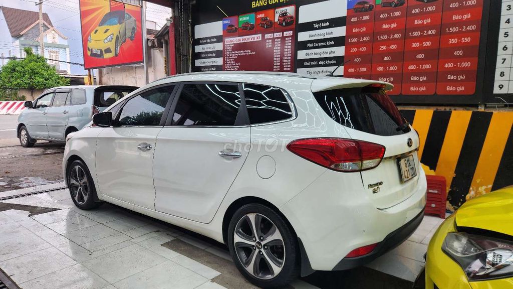 Kia Rondo dklb 2016, số tự động, xe gia đình. Mua bán Ô tô tại Thành phố Thủ Dầu Một Bình Dương được đăng bởi Nguyễn Gia Bình Dương hình 2