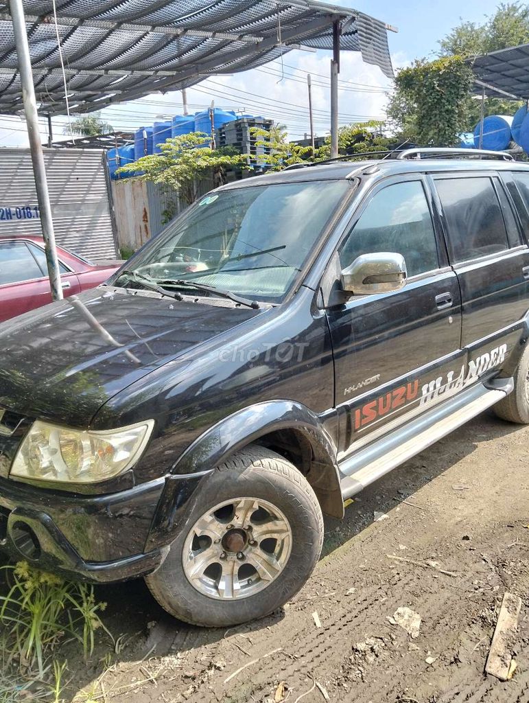 Isuzu Hi lander 2005 LX - 300000 km