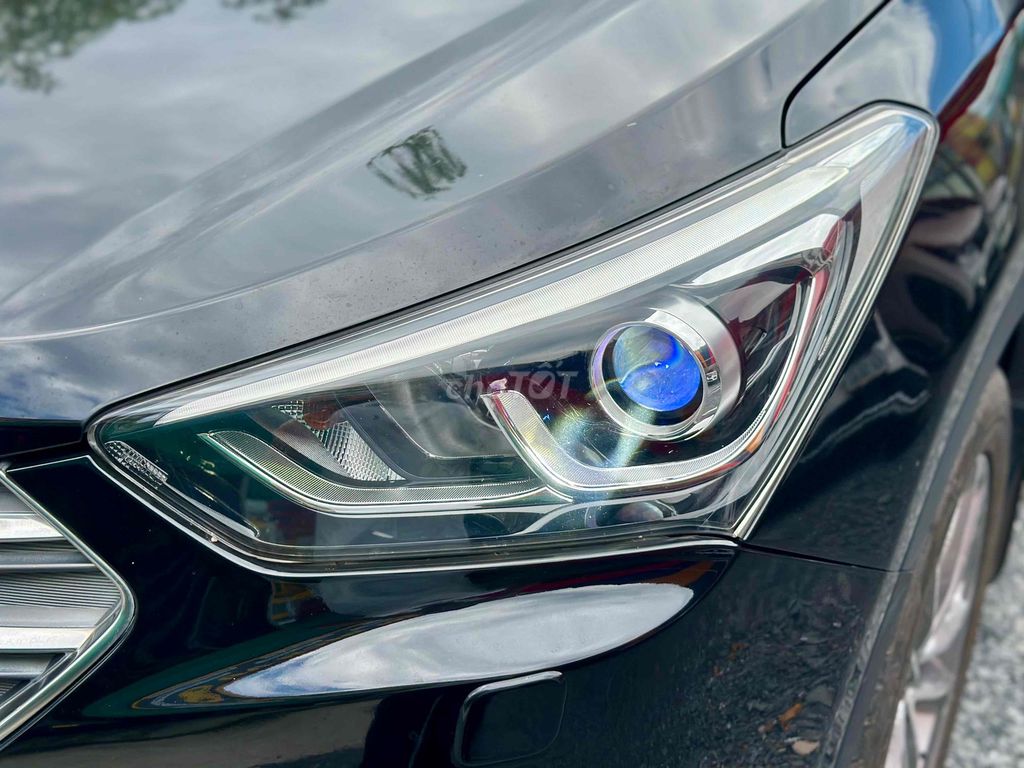 santafe xe di giữ gìn full bão dưỡng hãng. Mua bán Ô tô tại Thành phố Thủ Đức Tp Hồ Chí Minh được đăng bởi Đặng Tú Nguyên hình 5