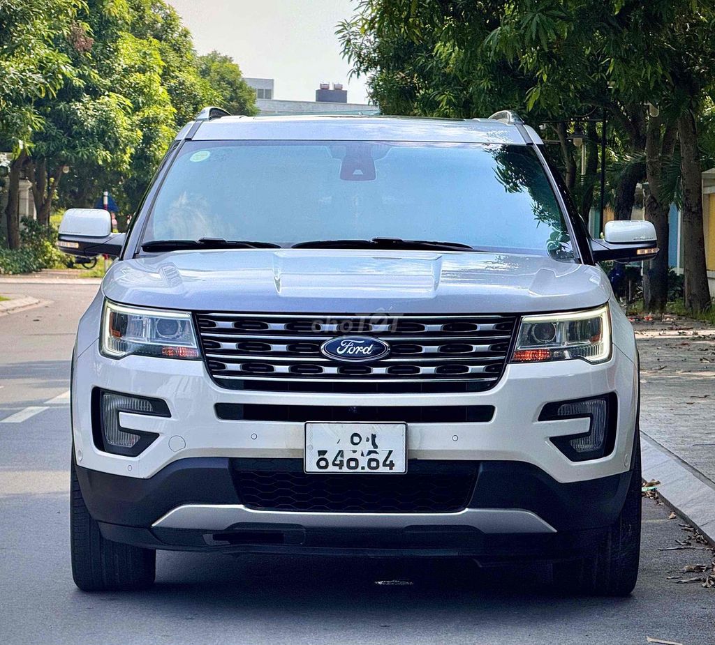 Ford Explorer 2017 2.3L Ecoboost - 96000 км