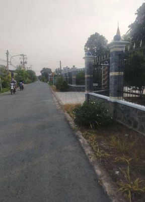 Bán lô đất mặt đường nhựa, sổ hồng riêng, TP Bến Cát. Mua bán đất tại Thị xã Bến Cát Bình Dương được đăng bởi Hoàng trần