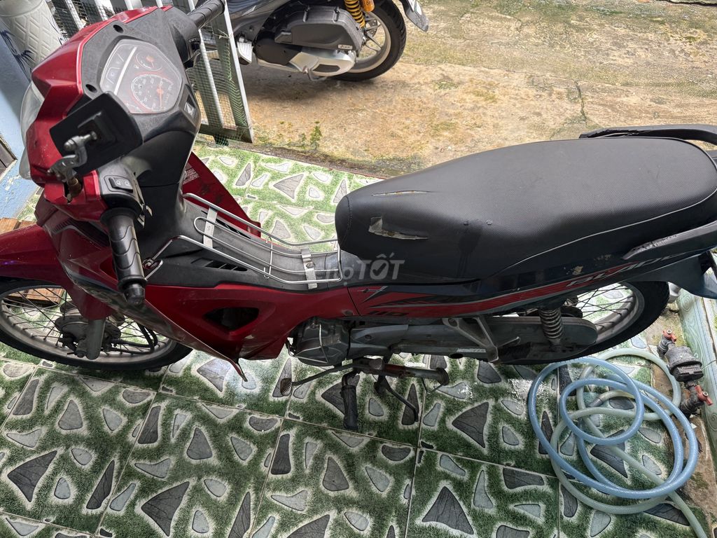 Xe honda blade 110cc. Mua bán Xe máy tại Quận Thanh Khê Đà Nẵng được đăng bởi Mr phú hình 2