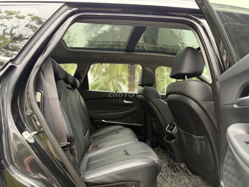 Hyundai Santa Fe 2019 2.2D Premium - 80000 km. Mua bán Ô tô tại Quận Long Biên Hà Nội được đăng bởi Anh Anh hình 8