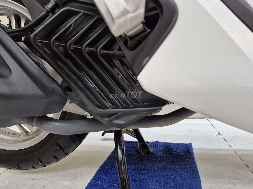 Honda SH 150 ABS 2020 Trắng 8000 km. Mua bán Xe máy tại Quận 8 Tp Hồ Chí Minh được đăng bởi Khâm nguyễn hình 10