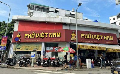 Nhà Hàng Phở Việt Nam logo