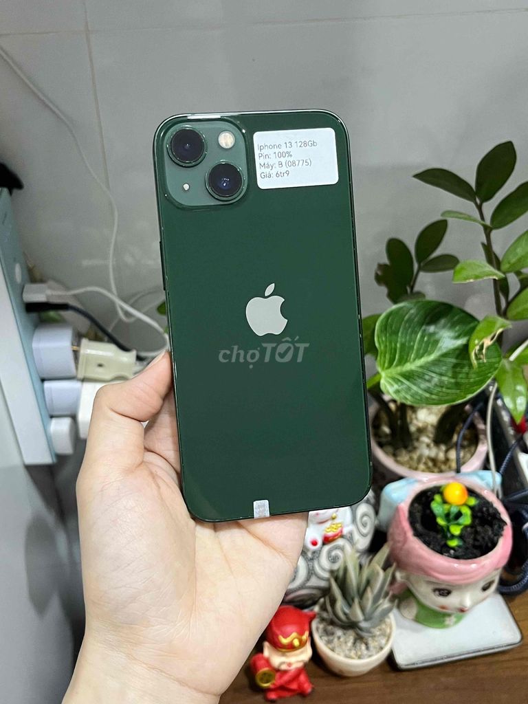 iPhone 13 128Gb Xanh Quân Đội Vỏ Trầy Pin New. Mua bán Điện thoại tại Huyện Hóc Môn Tp Hồ Chí Minh được đăng bởi SIRI STORE HCM hình 1