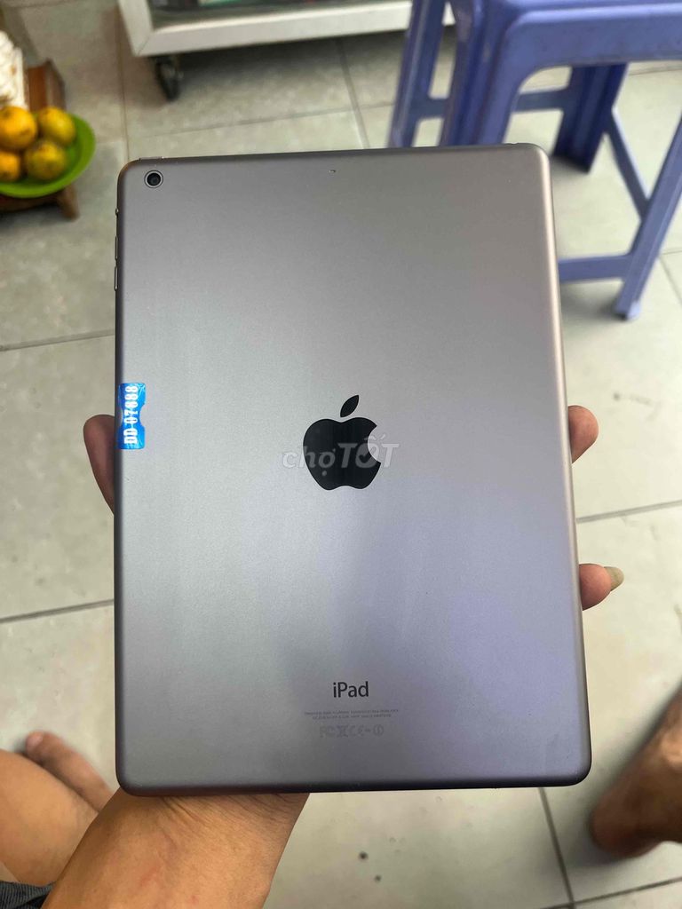 Apple iPad Air 16GB Xám. Mua bán Máy tính bảng tại Quận Bình Tân Tp Hồ Chí Minh được đăng bởi dũng phụ kiện hình 1