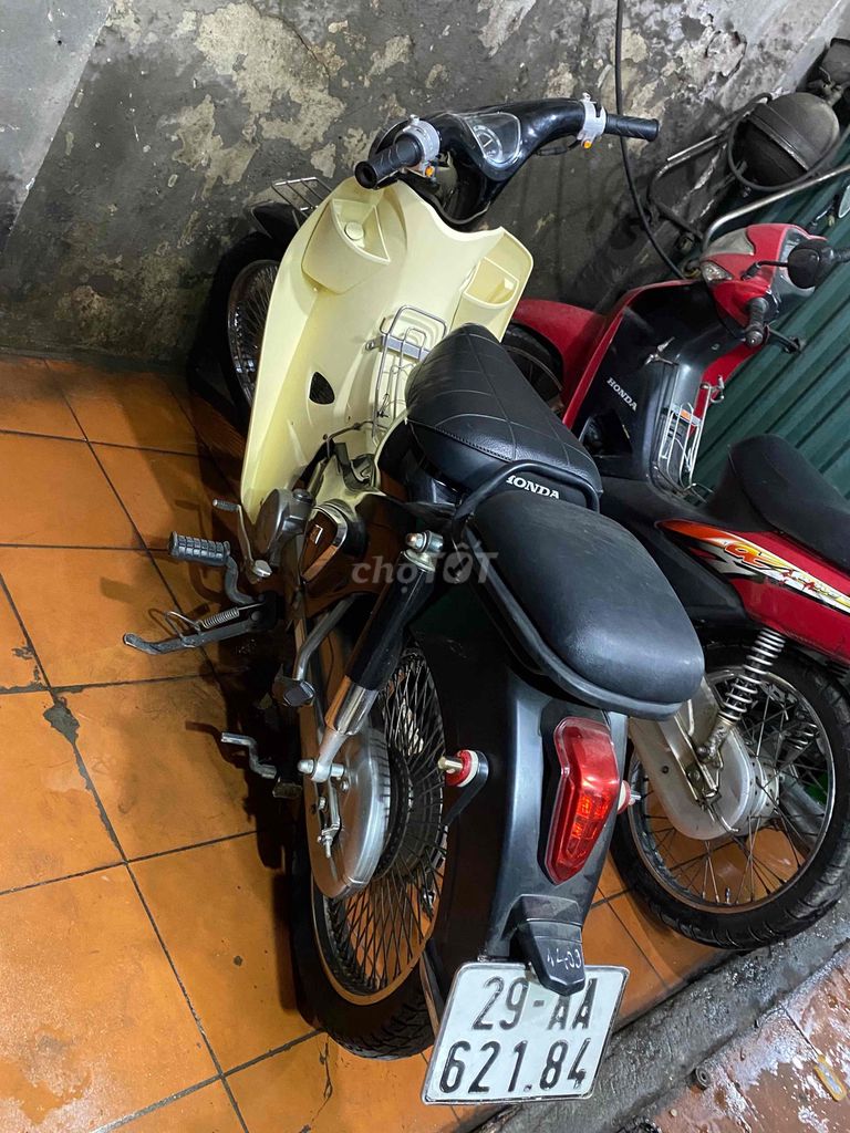 xe 50cc học sinh. Mua bán Xe máy tại Quận Hoàng Mai Hà Nội được đăng bởi Tuân hình 2