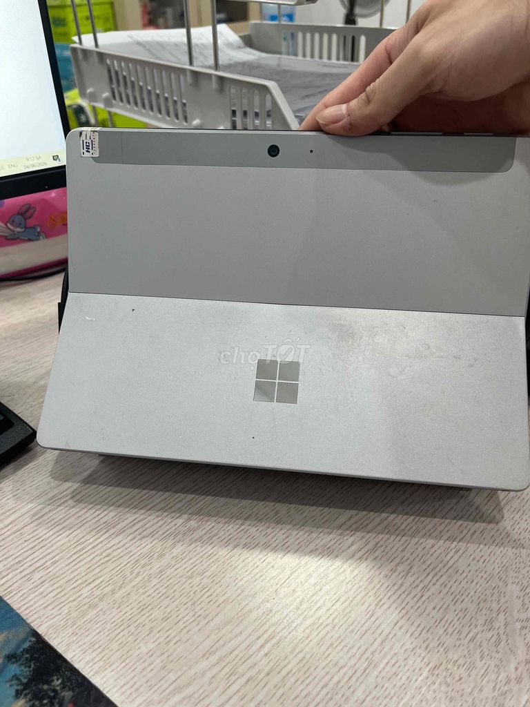 Microsoft Surface Go 8GB/128GB Bạc. Mua bán Laptop tại Quận Thanh Xuân Hà Nội được đăng bởi Nguyễn Tuân hình 1