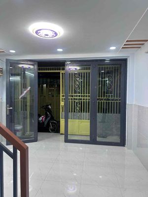 Bán Nhà Mới Đẹp Ở Ngay - Ngay Trung Tâm Phường 1 Quận 8 Ngang 3,9m. Mua bán nhà ở tại Quận 8 Tp Hồ Chí Minh được đăng bởi Phạm Đức Triển