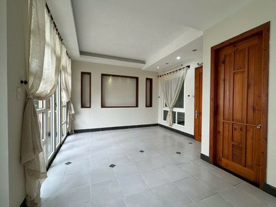 Nguyên căn nhà phố 4 tầng, hưng phước, đ. lê văn thiêm dễ kinh doanh