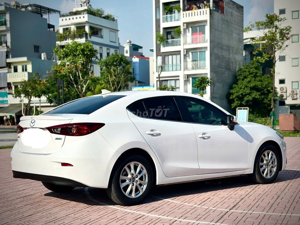 Chính chủ bán Mazda 3 2016 1.5 AT Sedan - 8v km. Mua bán Ô tô tại Quận Long Biên Hà Nội được đăng bởi Lê Quang hải hình 5
