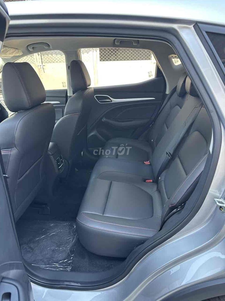 MG MGZS 2023 Standard 1.5 AT 2WD - 10000 km. Mua bán Ô tô tại Thành phố Châu Đốc An Giang được đăng bởi Nguyễn Hiệp  hình 7