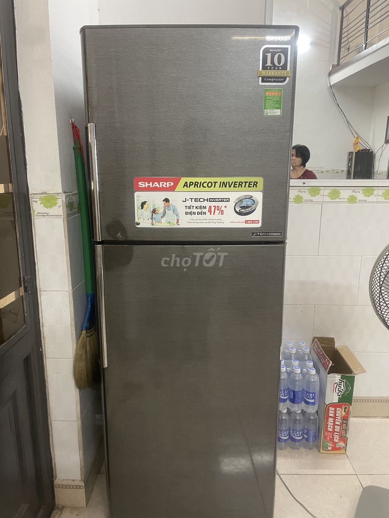 Tủ lạnh Sharp J-Tech Inverter Xám. Mua bán Tủ lạnh tại Quận Sơn Trà Đà Nẵng được đăng bởi Long Ho hình 1