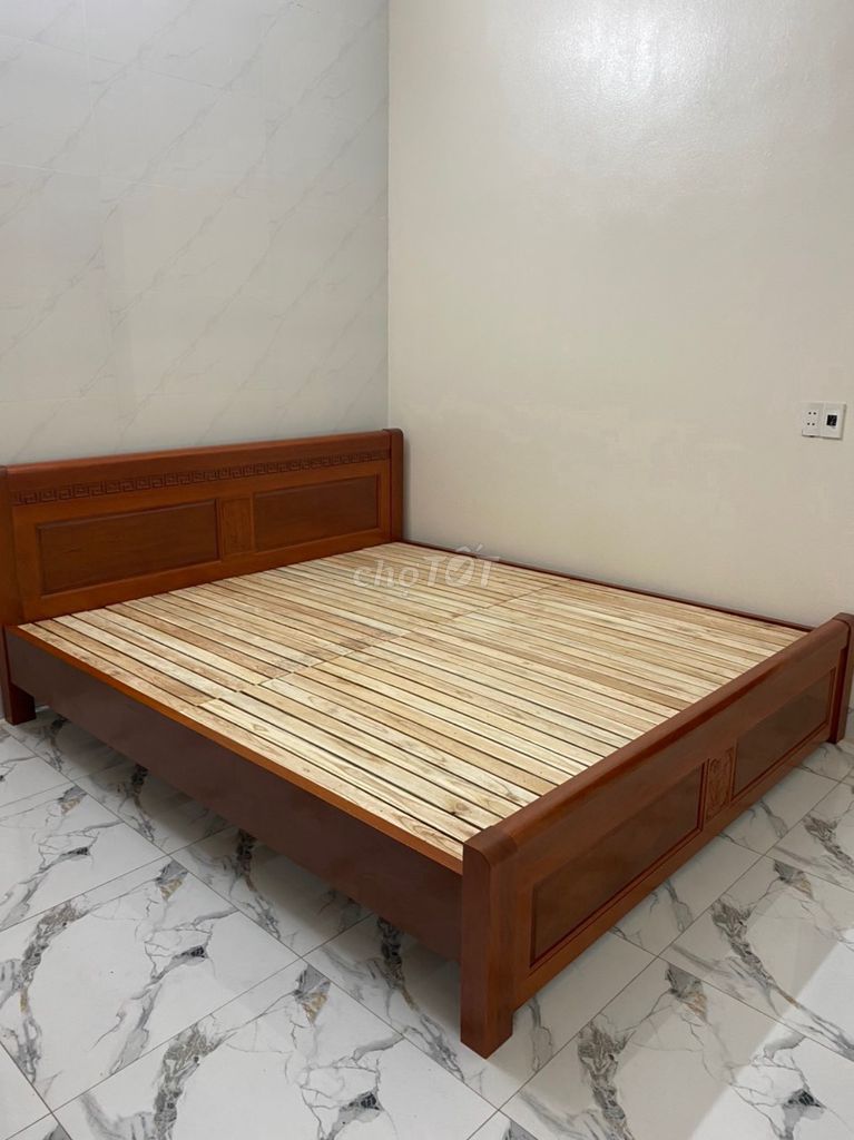 Giường Gỗ Xoan Đào. Mua bán Giường, chăn ga gối nệm tại Quận Hoàng Mai Hà Nội được đăng bởi Đồ Gỗ Đỗ Mạnh hình 1