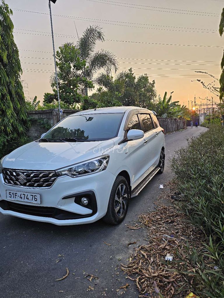 Suzuki Ertiga Hybrid 2022 Trắng