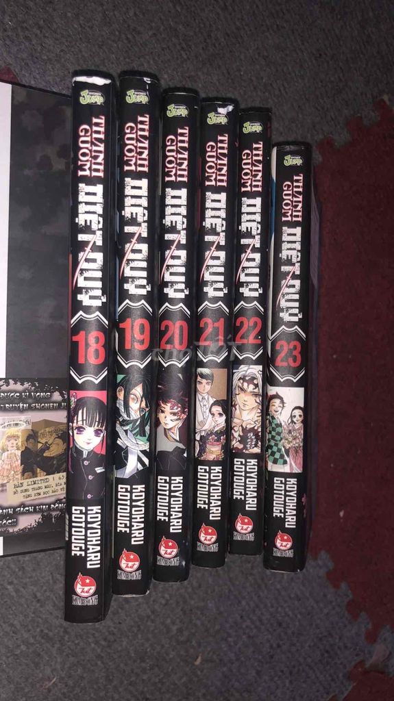 bán vội 6 cuốn manga kimetsu no yaiba từ 18-23