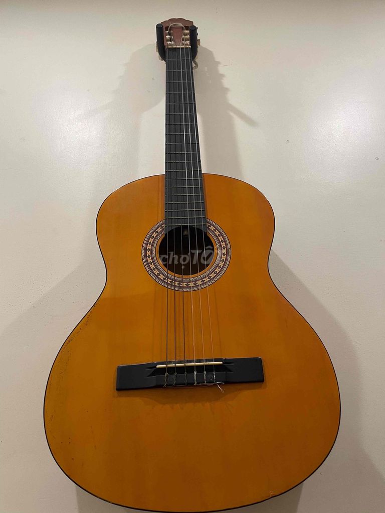 Đàn guitar Classic Nâu vàng. Mua bán Nhạc cụ tại Quận Kiến An Hải Phòng được đăng bởi Hung Lumo hình 1