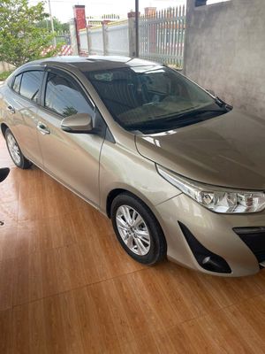Toyota Vios E 2020 Số sàn 106000 km Vàng cát