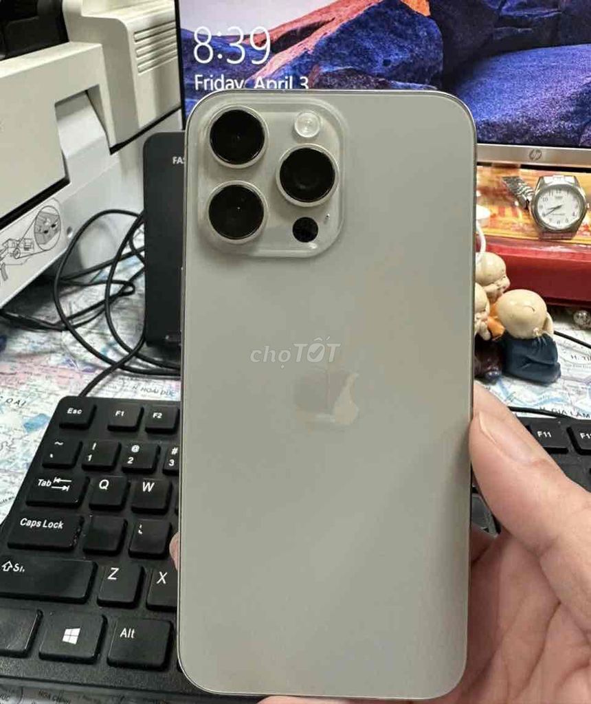 Apple iPhone 15 Pro Max 256GB Trắng. Mua bán Điện thoại tại Quận Ba Đình Hà Nội được đăng bởi Mr Cung hình 1