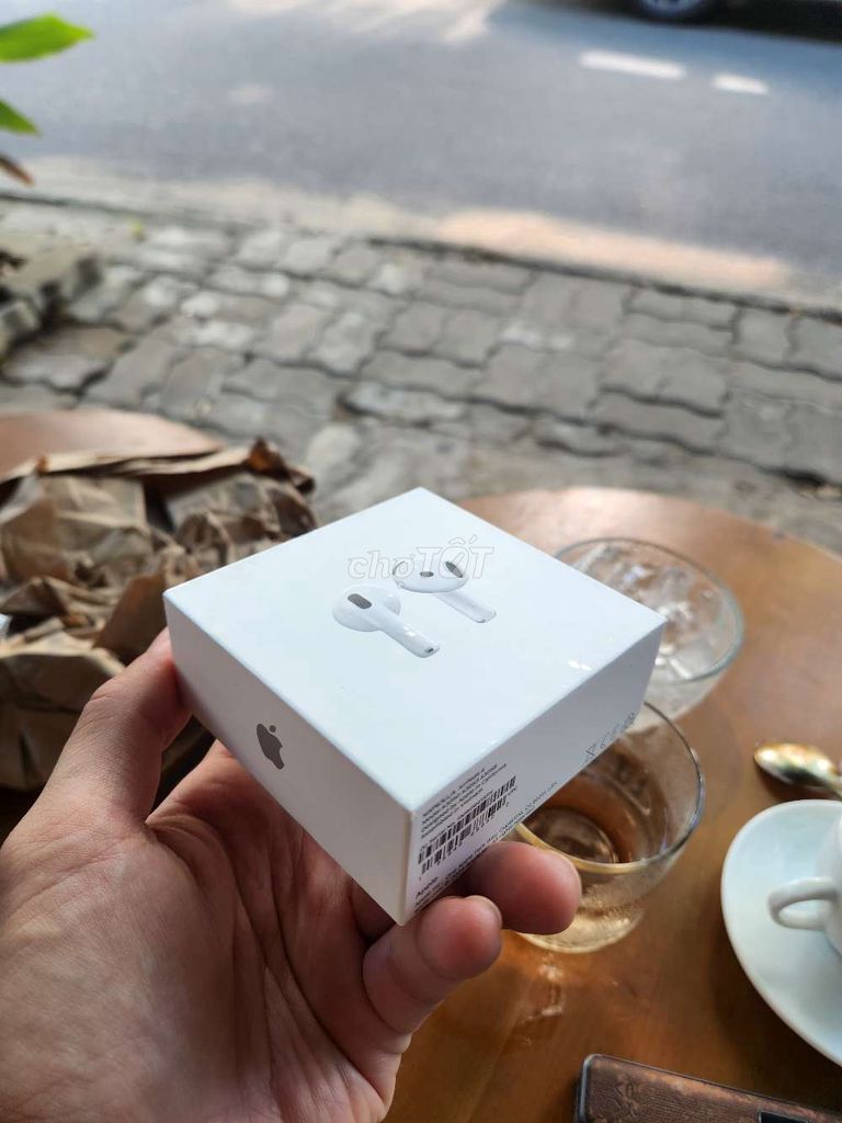 Apple Airpods 4. Mua bán Tivi, Âm thanh tại Quận Hải Châu Đà Nẵng được đăng bởi Uzumaki Sasuke hình 1