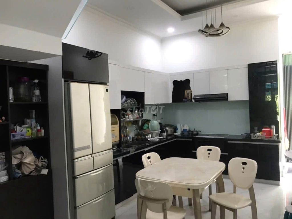 Дом в аренду 4*16 KDC Phuc Dat, Бинь Дуонг - полностью меблирован