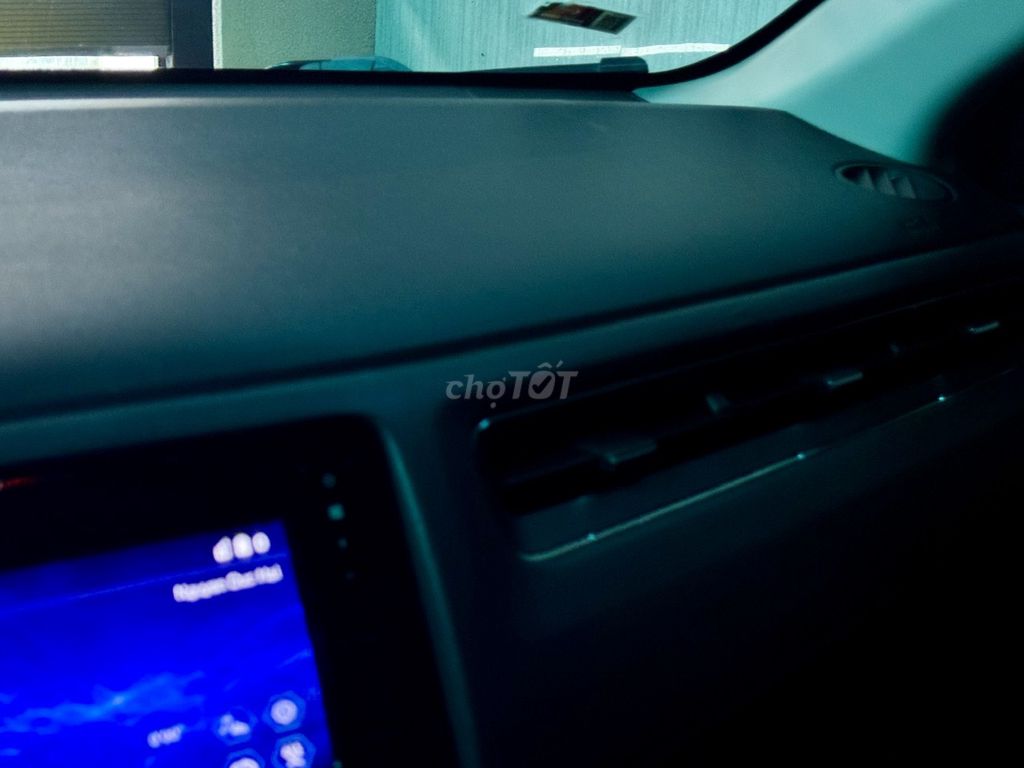 Honda HR-V 2019 L - 6602 km. Mua bán Ô tô tại Thành phố Biên Hòa Đồng Nai được đăng bởi Nguyễn Đức Khải hình 4