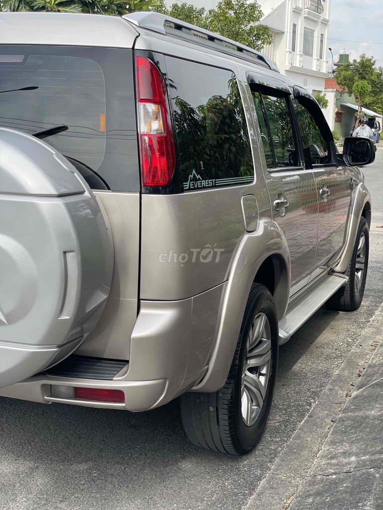 Ford Everest 2011 Limited 4x2 - 114000 km. Mua bán Ô tô tại Quận 12 Tp Hồ Chí Minh được đăng bởi Phuong hình 5