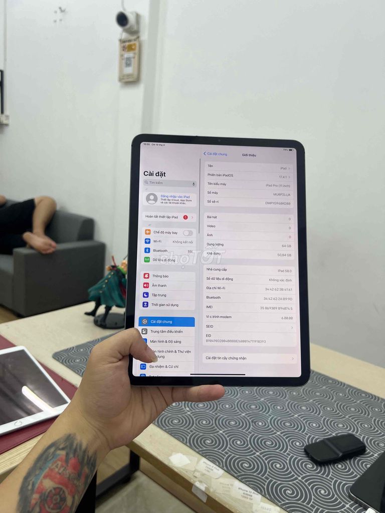 Apple iPad Pro 2018 5G Wifi 64GB Zin Nguyên Bản. Mua bán Máy tính bảng tại Quận Cầu Giấy Hà Nội được đăng bởi Trung Kiên Trả Góp Bao Nợ Xấu hình 1