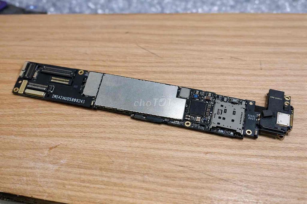 Bo mạch chủ Apple iPad Gen 4 32GB. Mua bán Linh kiện (RAM, Card...) tại Huyện Giồng Riềng Kiên Giang được đăng bởi Nguyen Tri hình 1