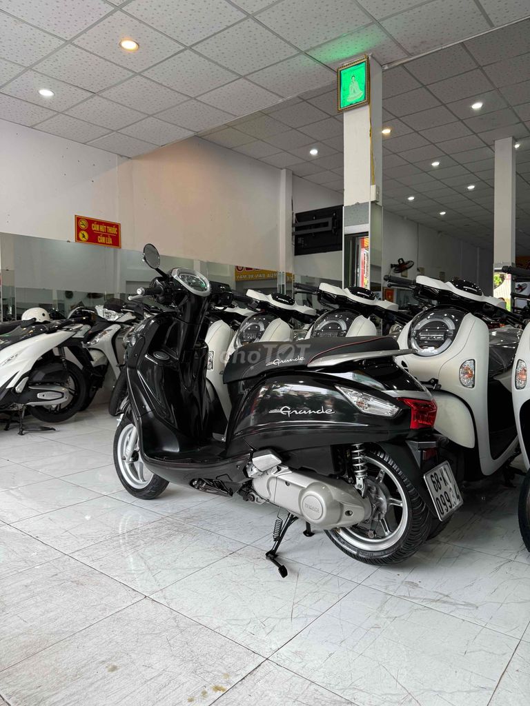 GRANDE 2015. Xe Zin - Máy Zin Cực Êm - BS 68. Mua bán Xe máy tại Thành phố Rạch Giá Kiên Giang được đăng bởi XE MÁY CŨ TÂN 128 hình 9