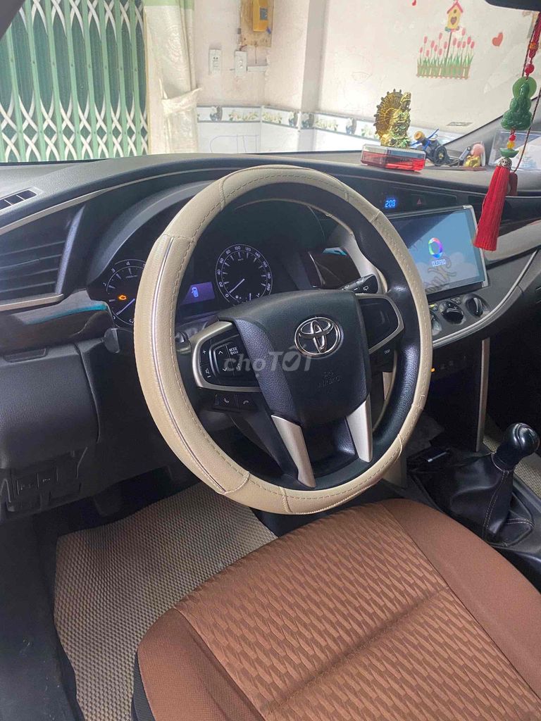 Gia đình cần bán innova 8 chổ 2019 số sàn. Mua bán Ô tô tại Thành phố Thủ Đức Tp Hồ Chí Minh được đăng bởi Quý Nguyễn hình 2