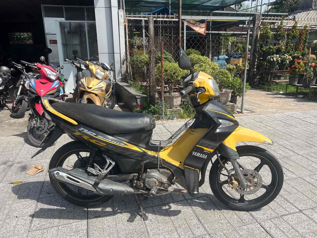 Yamaha Sirius RC Vàng đen. Mua bán Xe máy tại Quận Ninh Kiều Cần Thơ được đăng bởi đầy cửa hàng cầu hưng lợi nk cần thơ hình 2