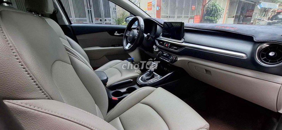 Kia Cerato 2019 1.6 AT Luxury -440tr. Mua bán Ô tô tại Huyện Sông Lô Vĩnh Phúc được đăng bởi Hung Nguyen hình 4