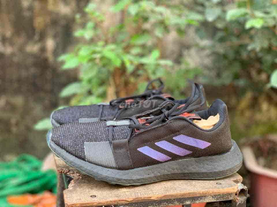 Adidas senseboost go Độ mới trên 90, sạch đẹp k lỗ