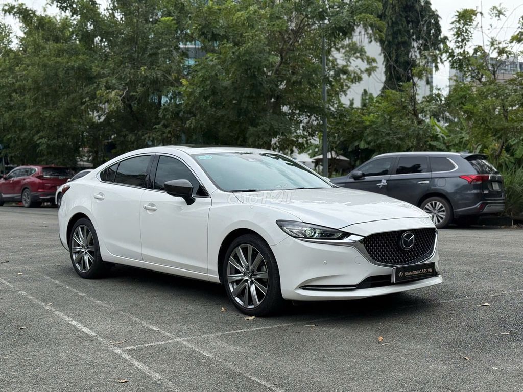 Mazda 6 2022 Signature Premium 2.5 AT - 16000 km. Mua bán Ô tô tại Thành phố Thủ Đức Tp Hồ Chí Minh được đăng bởi DIAMOND CARS hình 1