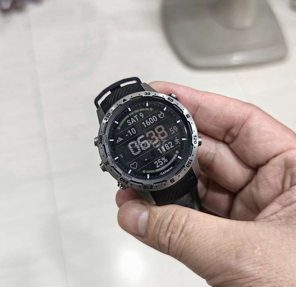 Garmin MarQ Adv Gen 1 Titan Bạc. Mua bán Thiết bị đeo thông minh tại Quận Ba Đình Hà Nội được đăng bởi Lê Thái hình 1