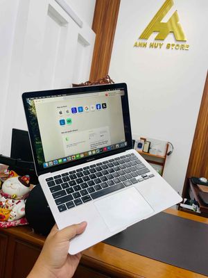 MacBook Air M1 8Gb/256Gb Silver đẹp 99% 🤩🤩🤩. Mua bán Laptop tại Quận Ninh Kiều Cần Thơ được đăng bởi ĐIỆN THOẠI LAPTOP ANH HUY