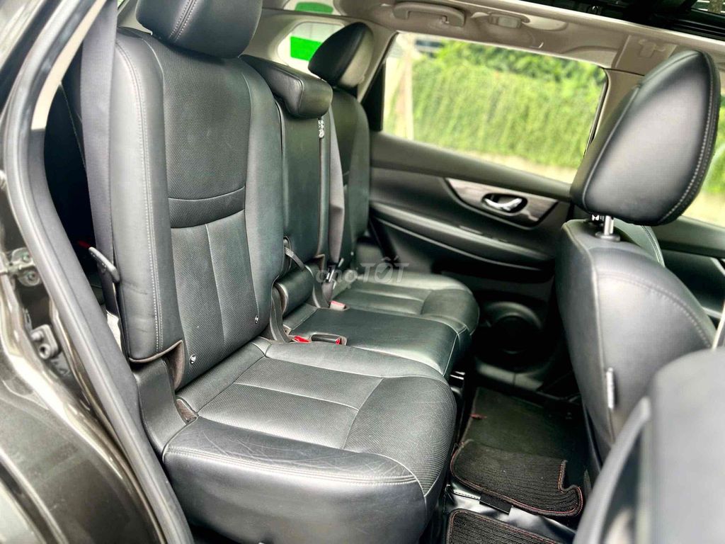 Nissan Xtrail 2.0SL Premium 2019 1 chủ odo 7vạn. Mua bán Ô tô tại Quận Thanh Xuân Hà Nội được đăng bởi Nguyễn Quang Đức hình 7