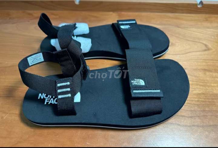 Dép The North Face Đen 38-39. Mua bán Giày dép tại Thành phố Sa Đéc Đồng Tháp được đăng bởi Nguyễn Trí hình 1